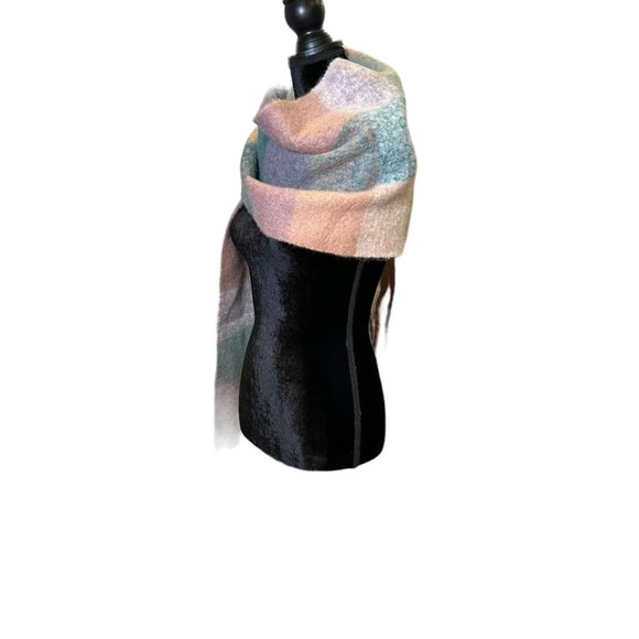 Unbranded Scarf Womens Large Rectangle Green Tan Fringe Plaid Block Check Soft - Picture 6 of 9